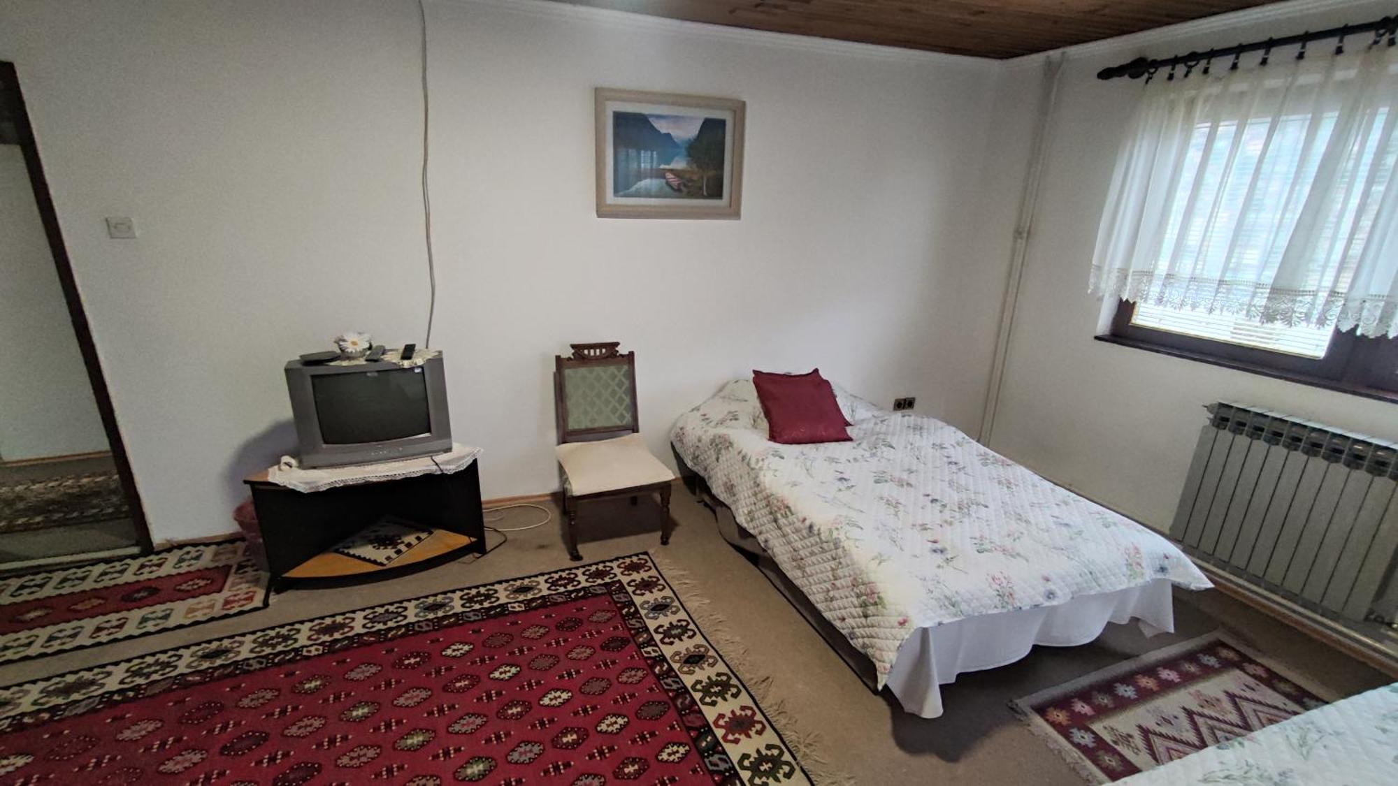 Curovac View Hotel SJJ Værelse billede